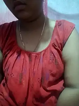 Snapshot of Super-Couple chatting on 02/27/26, 09:15 Super-Couple online show from 02/27/26, 09:15