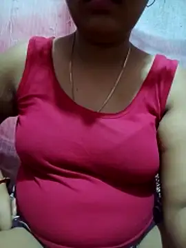 Snapshot of Super-Couple chatting on 03/01/26, 12:12 Super-Couple online show from 03/01/26, 12:12