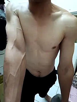 chiata410 online show from 11/16/25, 04:12