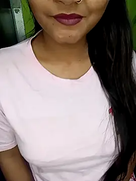 Snapshot of NOTY-LOVE-05 chatting on 01/23/25, 03:11 NOTY-LOVE-05 online show from 01/23/25, 03:11