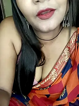 Snapshot of NOTY-LOVE-05 chatting on 09/28/25, 03:17 NOTY-LOVE-05 online show from 09/28/25, 03:17