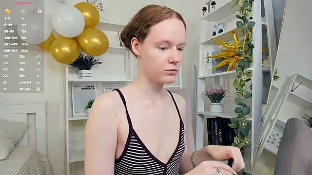 Snapshot of ZaraBluitt chatting on 05/17/26, 10:00 ZaraBluitt online show from 05/17/26, 10:00