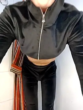 Skinnyshiny boy online show from 01/07/26, 12:51