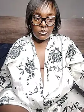 CHERRYYUMMY online show from 04/01/26, 07:55