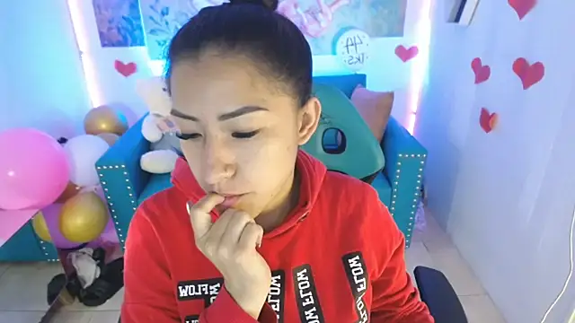 Sofi hot 4m online show from 03/10/25, 12:48