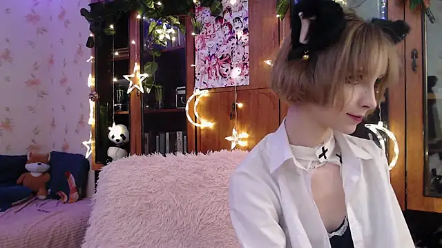 Snapshot of cloudgirrl chatting on 02/26/25, 09:58 cloudgirrl online show from 02/26/25, 09:58