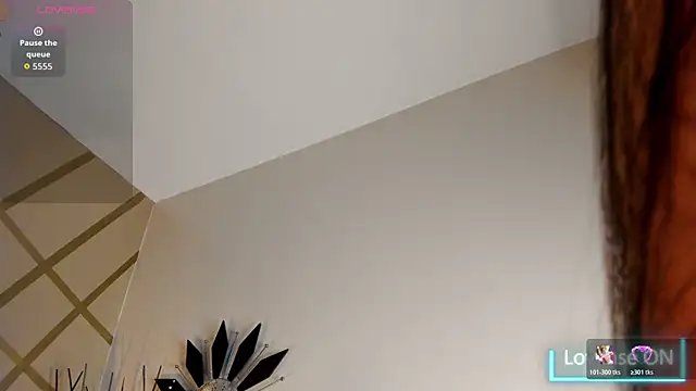 frreeya online show from 12/15/25, 02:32