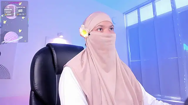 saray halam online show from 11/26/25, 01:12