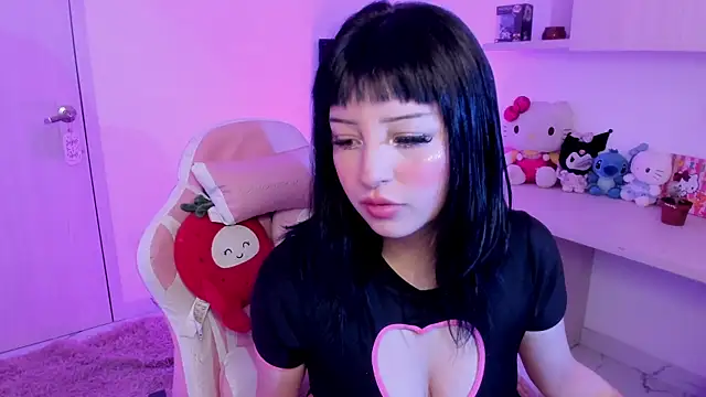 Snapshot of Francesca1_ chatting on 01/29/25, 05:35 Francesca1 online show from 01/29/25, 05:35