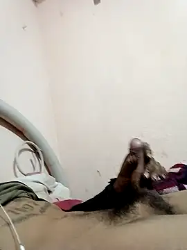 carloshot31 online show from 12/22/24, 09:11