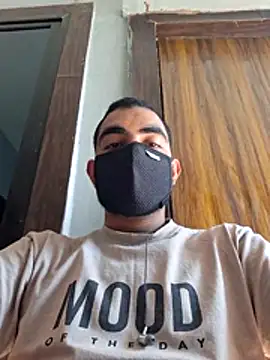 Snapshot of your_santa99 chatting on 12/08/24, 05:18 your santa99 online show from 12/08/24, 05:18