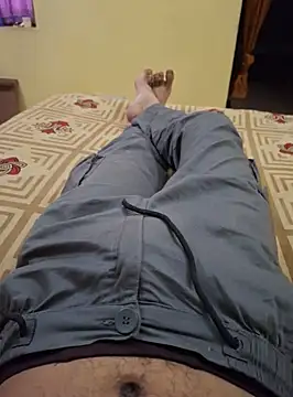 Snapshot of your_santa99 chatting on 12/20/24, 07:01 your santa99 online show from 12/20/24, 07:01