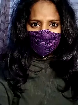 Shivani Tivari online show from 02/18/25, 09:20