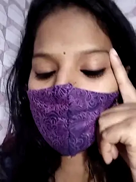 Shivani Tivari online show from 03/09/25, 10:19