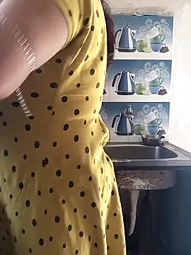 Snapshot of Sneha_gril chatting on 03/04/26, 07:58 Sneha gril online show from 03/04/26, 07:58