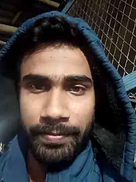 Snapshot of Skinny_Bigass_23 chatting on 12/15/25, 03:27 Skinny Bigass 23 online show from 12/15/25, 03:27