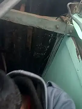 Snapshot of Skinny_Bigass_23 chatting on 12/18/25, 05:35 Skinny Bigass 23 online show from 12/18/25, 05:35