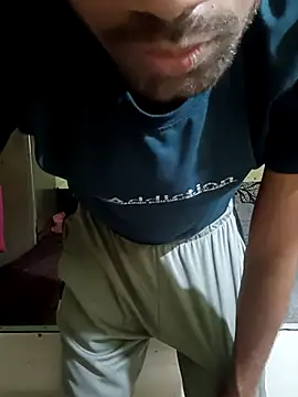 Skinny Bigass 23 online show from 05/16/26, 06:43