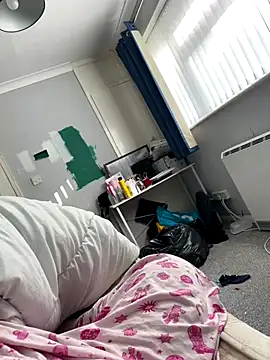 Snapshot of AmberTaylorXxx chatting on 09/11/25, 07:41 AmberTaylorXxx online show from 09/11/25, 07:41