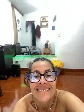 Snapshot of Goddess-Love- chatting on 05/22/26, 11:16 Goddess-Love- online show from 05/22/26, 11:16