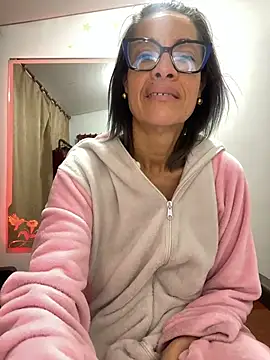 Snapshot of Goddess-Love- chatting on 06/21/26, 09:12 Goddess-Love- online show from 06/21/26, 09:12