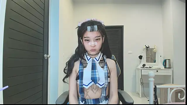 Snapshot of seo_yeon_ chatting on 12/03/24, 02:16 seo yeon online show from 12/03/24, 02:16