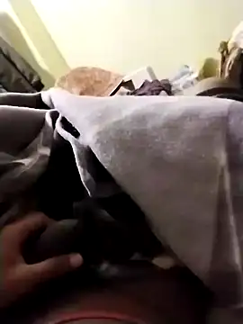 Snapshot of Muscular02 chatting on 03/10/25, 05:29 Muscular02 online show from 03/10/25, 05:29