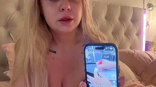 blairbella online show from 11/23/25, 05:51