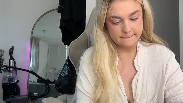 blairbella online show from 01/19/26, 11:03