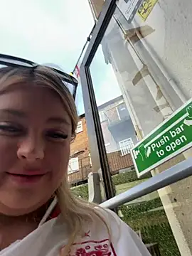 blairbella online show from 07/01/26, 05:45