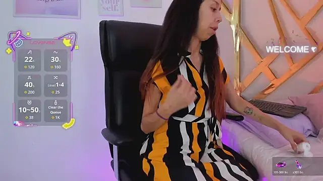 Snapshot of Goddess__Lilith chatting on 12/02/25, 03:23 Goddess Lilith online show from 12/02/25, 03:23