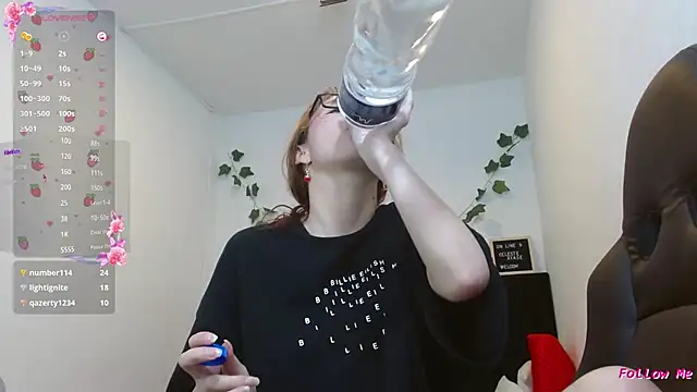 Snapshot of CelesteAyase chatting on 02/18/25, 06:48 CelesteAyase online show from 02/18/25, 06:48