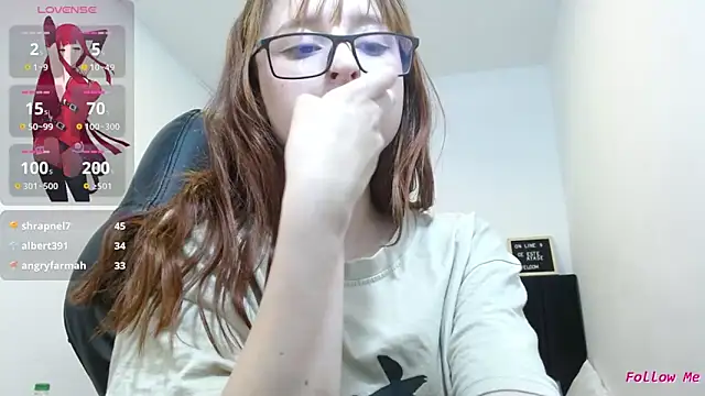 Snapshot of CelesteAyase chatting on 03/12/25, 03:02 CelesteAyase online show from 03/12/25, 03:02