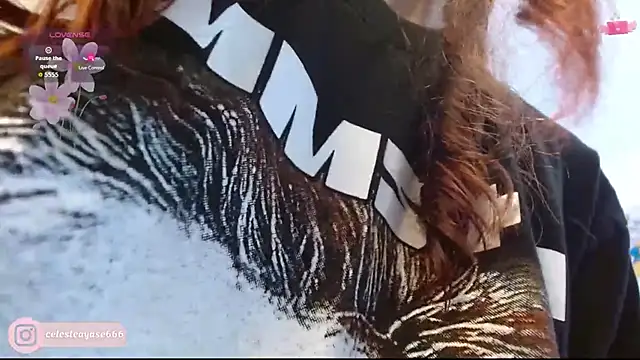 Snapshot of CelesteAyase chatting on 10/22/25, 11:59 CelesteAyase online show from 10/22/25, 11:59