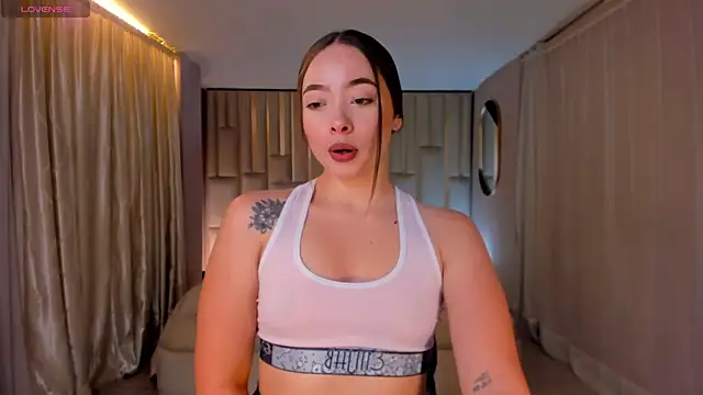 AlinaKravitz online show from 09/26/25, 11:47