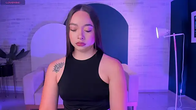 AlinaKravitz online show from 02/12/26, 11:49