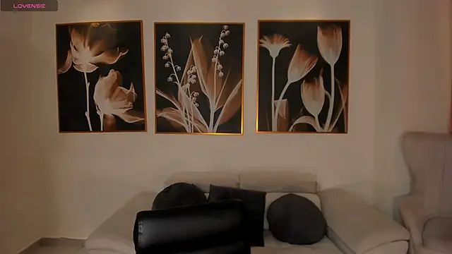 AlinaKravitz online show from 03/28/26, 06:29