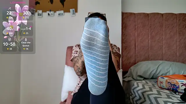 Emmy petit online show from 03/20/26, 03:50