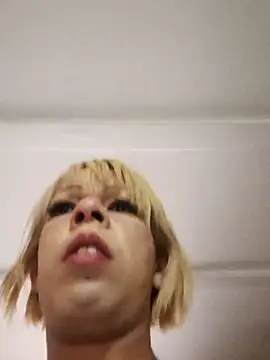 blondebitchlitle online show from 03/01/25, 10:10