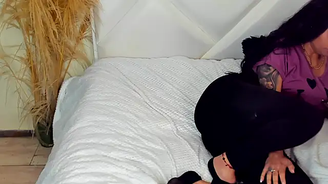 Snapshot of ScarlethNatasha chatting on 10/02/25, 04:41 ScarlethNatasha online show from 10/02/25, 04:41