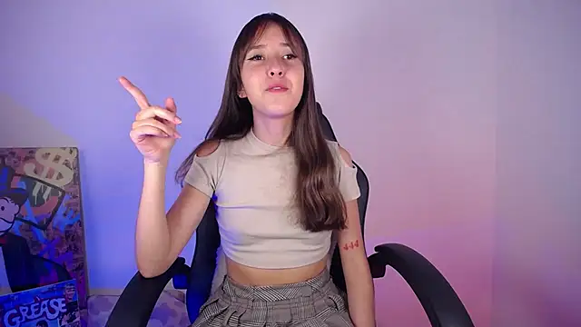 PrincessEmily 69 online show from 03/07/26, 04:48