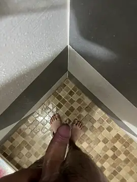 mylovetr1 online show from 02/04/25, 05:31