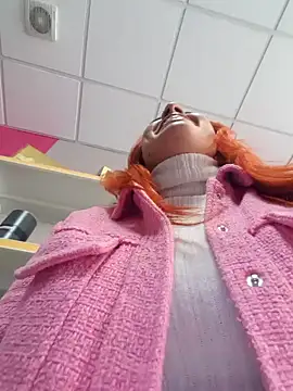 Snapshot of alexxxa69 chatting on 03/13/25, 09:21 alexxxa69 online show from 03/13/25, 09:21