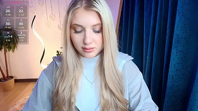 Evacadooo online show from 03/01/26, 02:35