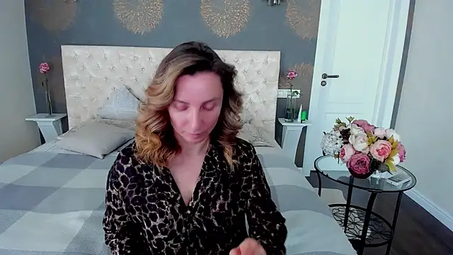 AllisonWilliams online show from 06/02/26, 03:14