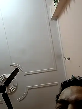 Snapshot of HornysLatika chatting on 12/04/24, 07:39 HornysLatika online show from 12/04/24, 07:39