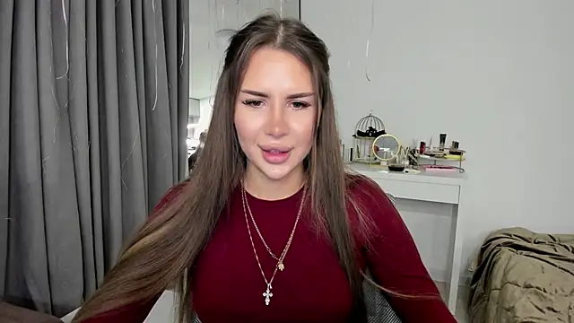 Snapshot of SuraMune chatting on 02/08/25, 03:21 SuraMune online show from 02/08/25, 03:21