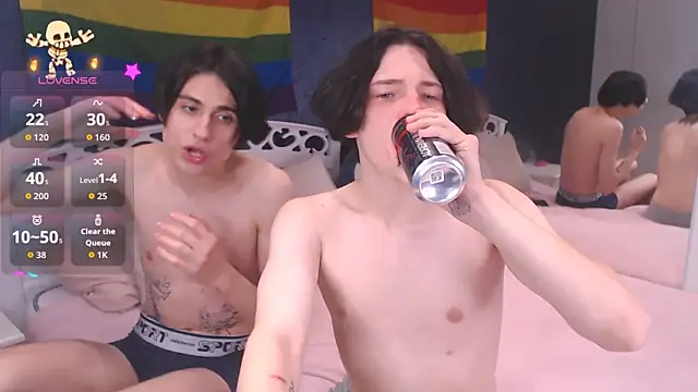 Snapshot of iwillfall chatting on 11/30/25, 10:03 iwillfall online show from 11/30/25, 10:03