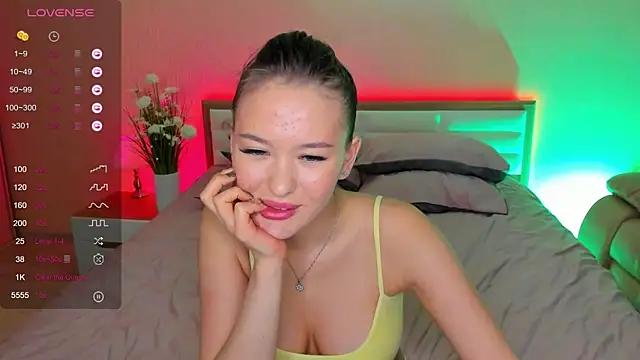 Snapshot of skinny_sissss chatting on 12/27/24, 10:34 skinny sissss online show from 12/27/24, 10:34