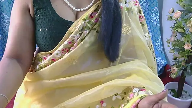Snapshot of indian_anu_mallu chatting on 05/29/26, 12:58 indian anu mallu online show from 05/29/26, 12:58